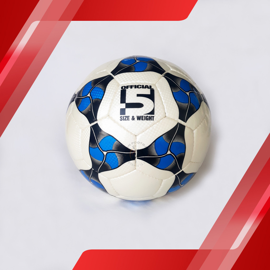 Quả bóng đá động lực UCV 3.05 số 5 chính hãng có độ bền cao và độ nảy ổn định