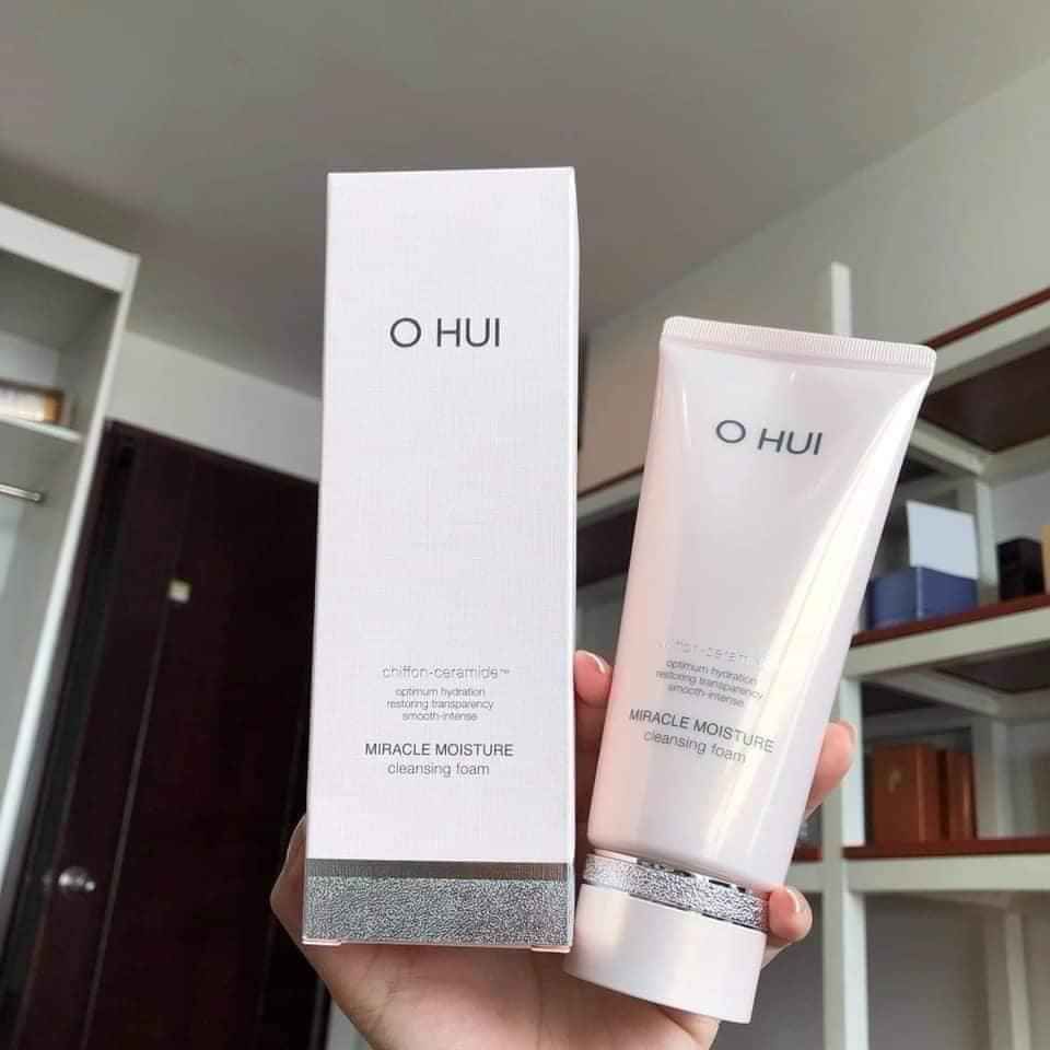 Sữa rửa mặt ohui hồng 200ml