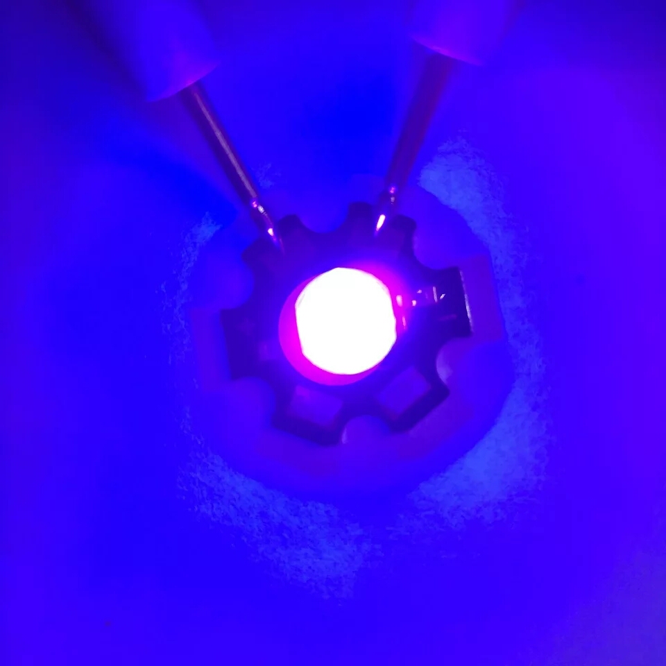 [HCM]2 Led uv cực tím