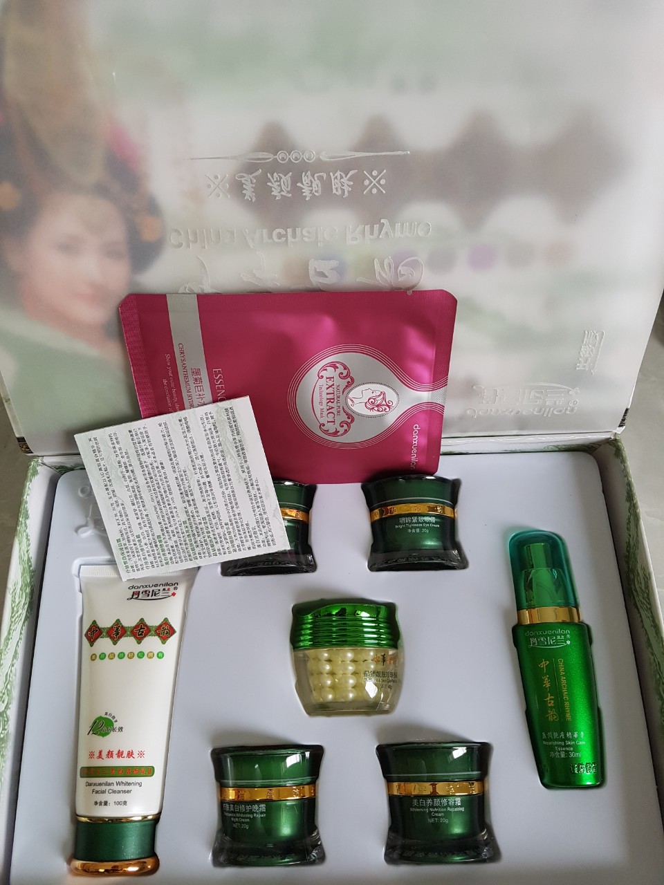 Kem Hoàng Cung Xanh 7in1 - mắt