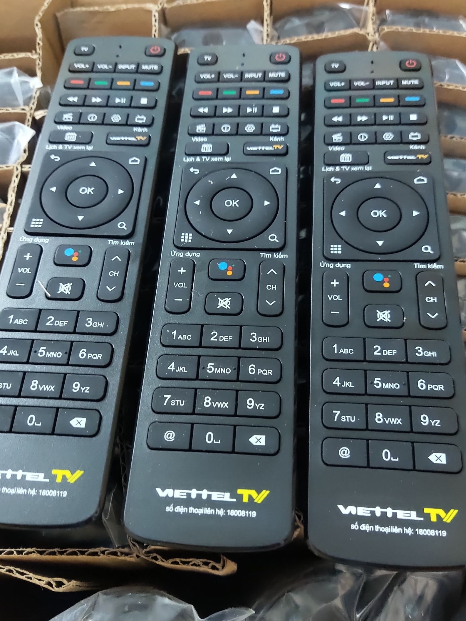 Điều khiển đầu thu Viettel TV Box 4K Viettel Android TV box điều khiển giọng nói