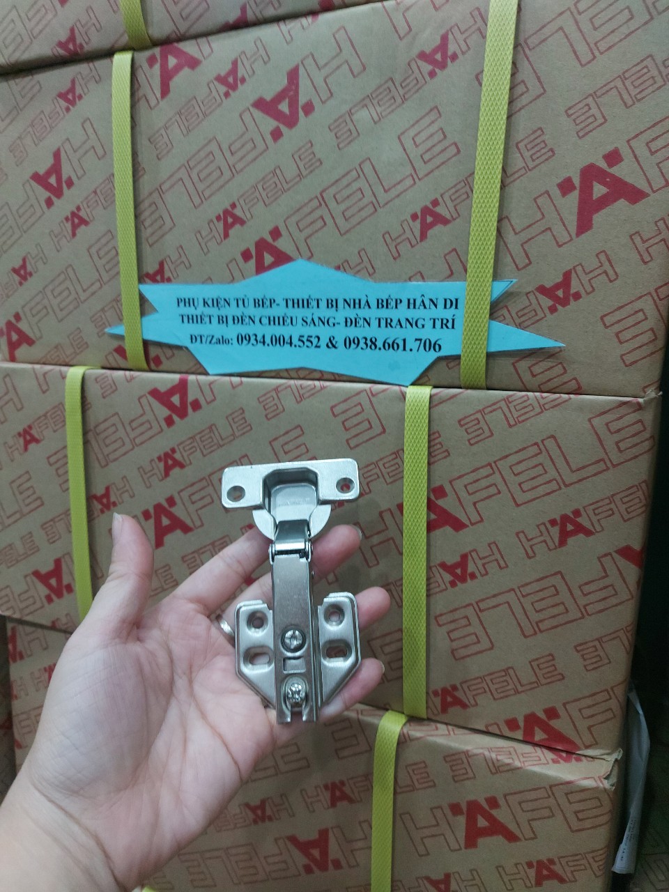 Bản lề giảm chấn hafele thẳng/ cong ít/ cong nhiều