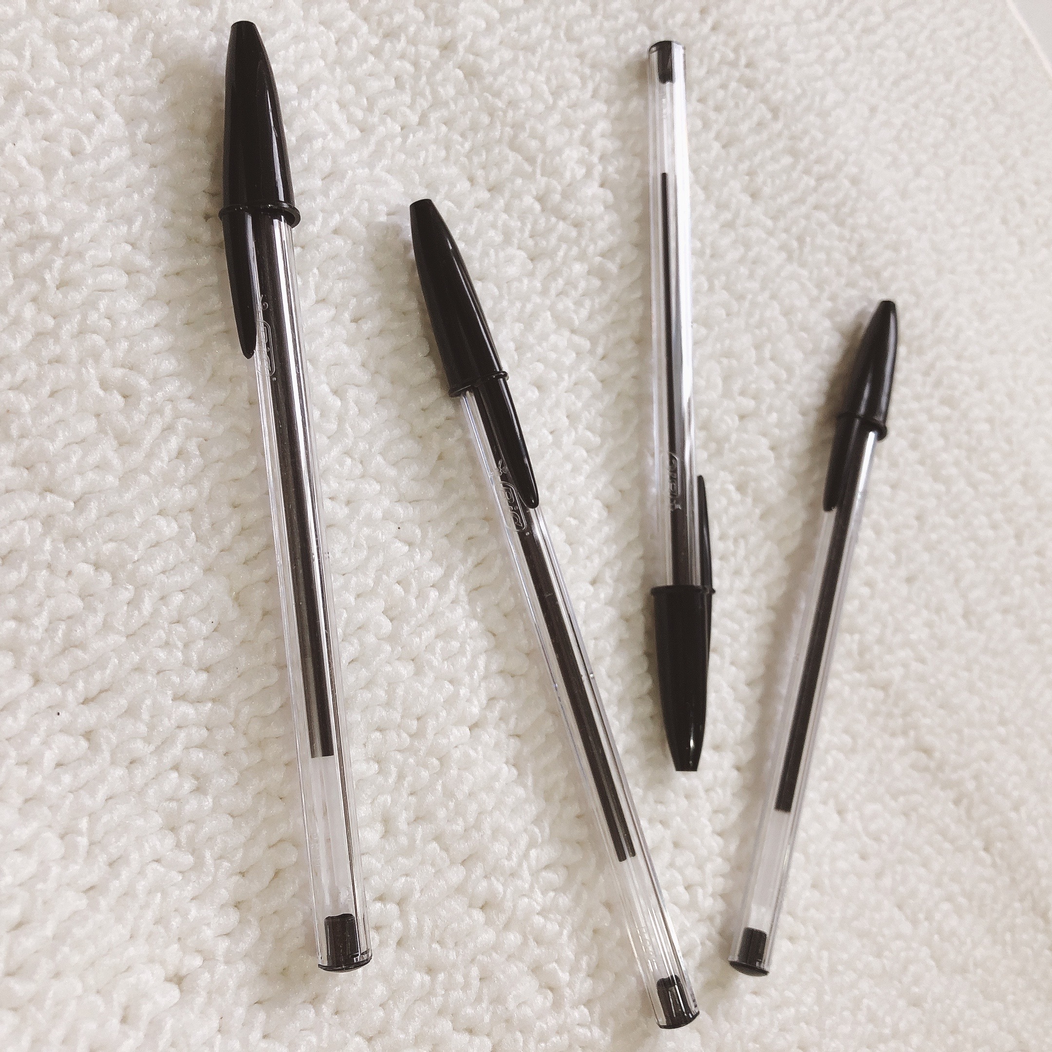 [HCM]COMBO 4 BÚT BI BIC ĐEN PEN TAPPING THÂN TRONG CRISTAL