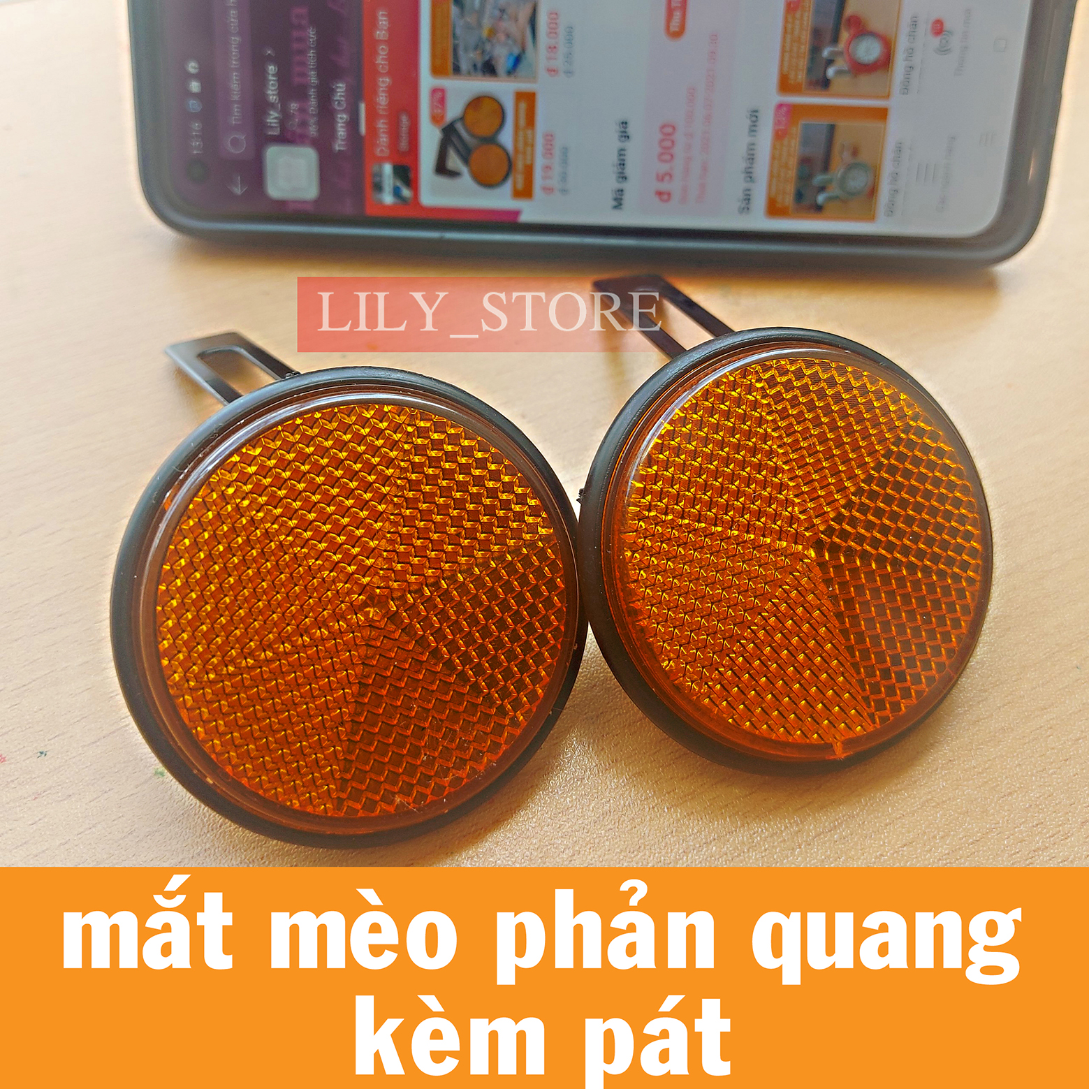 Mắt mèo phản quang gắn bản số xe