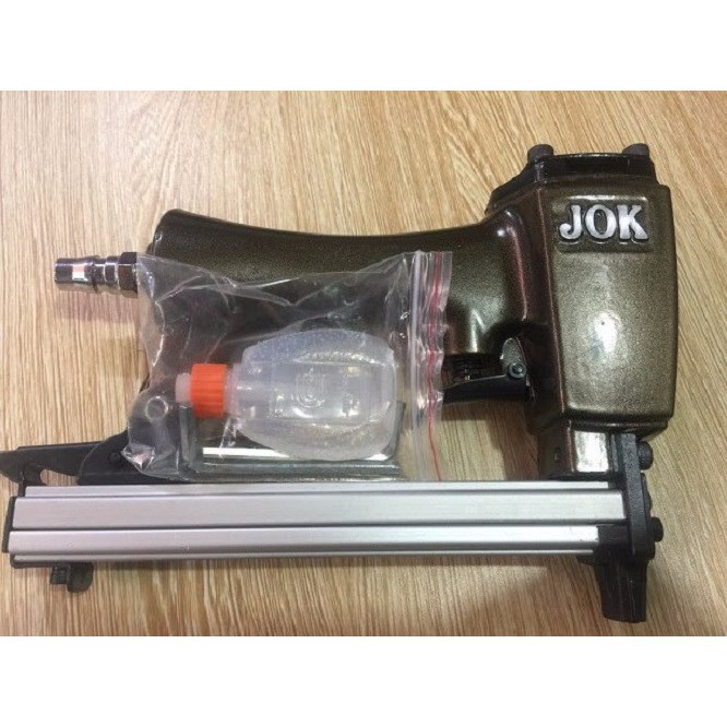 Súng bắn đinh dùng hơi jok f30