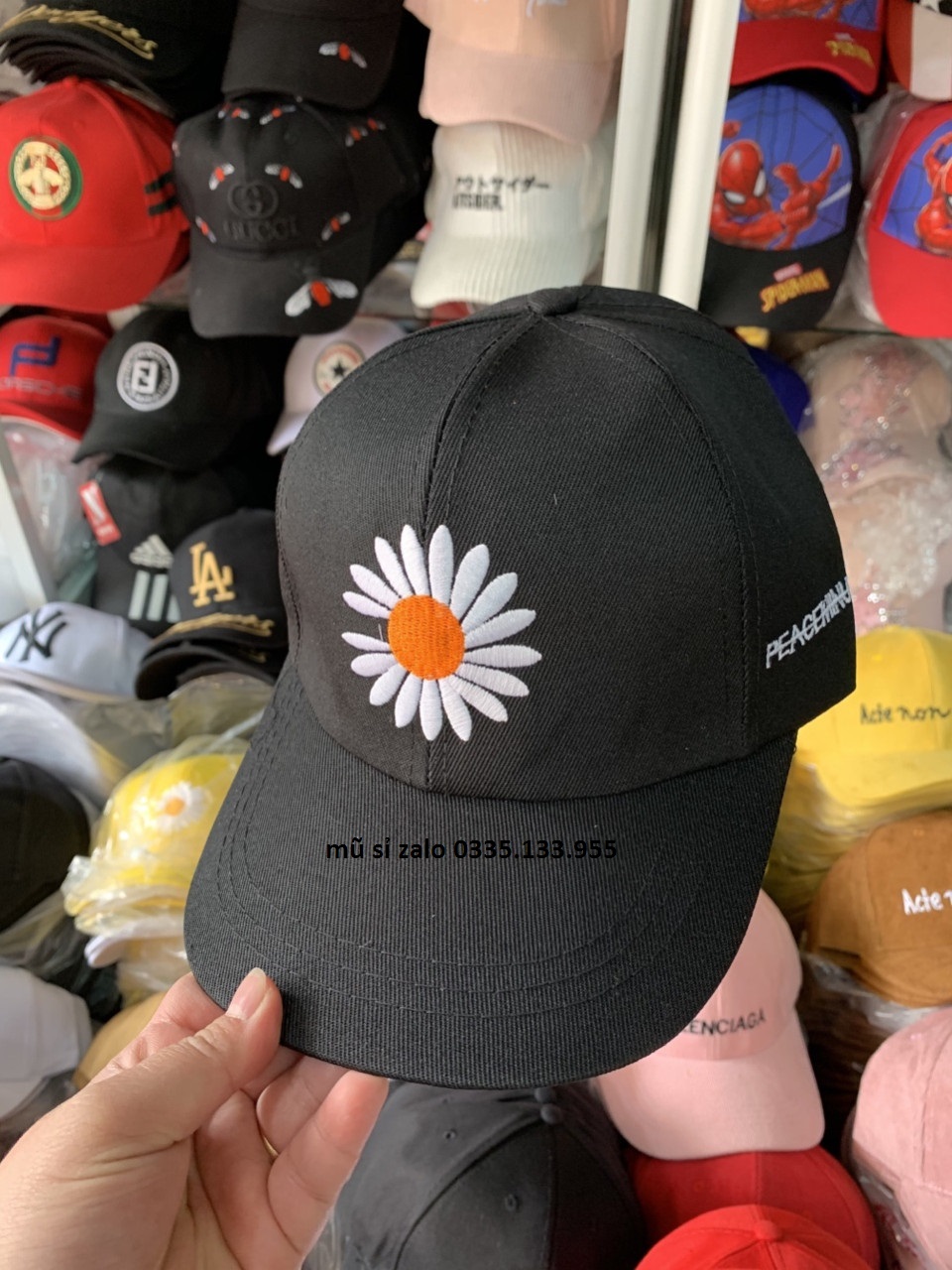 Mũ lưới trai cúc hóa mi hít hot năm 2020