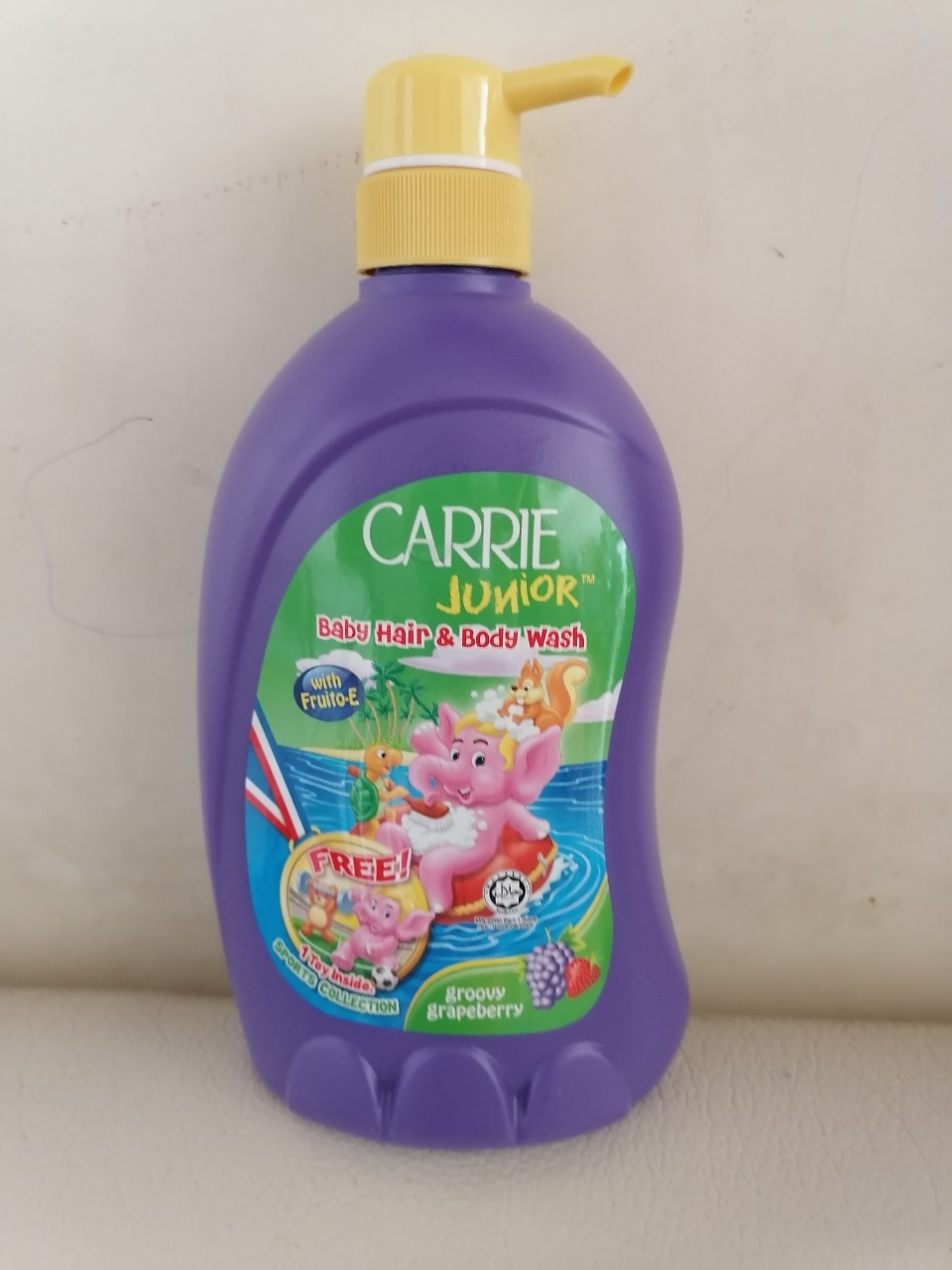 Sữa Tắm Gội cho bé Carrie Junior Hương Grapeberry 700g