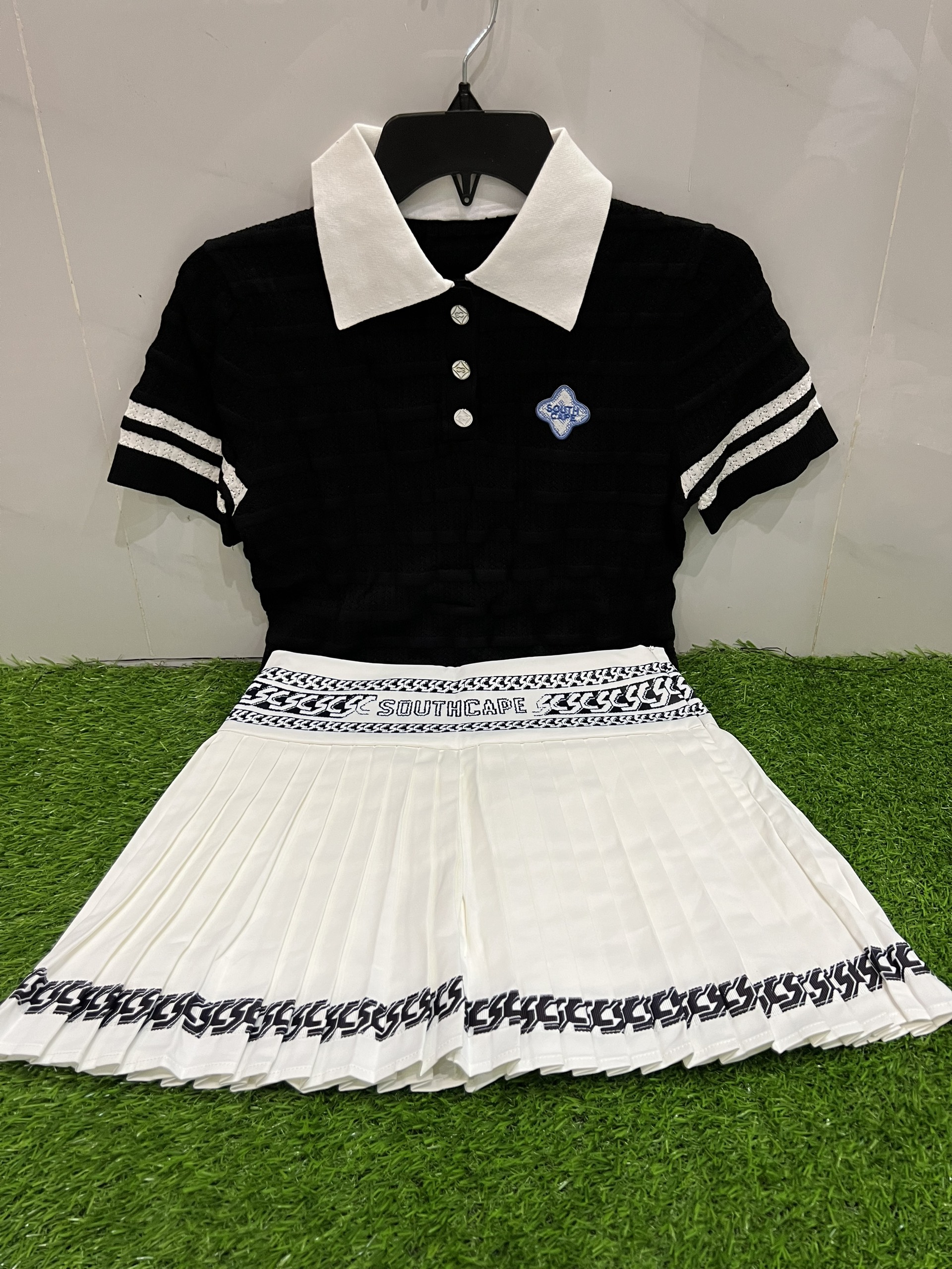 Váy golf nữ đẹp,trẻ trung,co giãn tốt ngọc hà golf shop