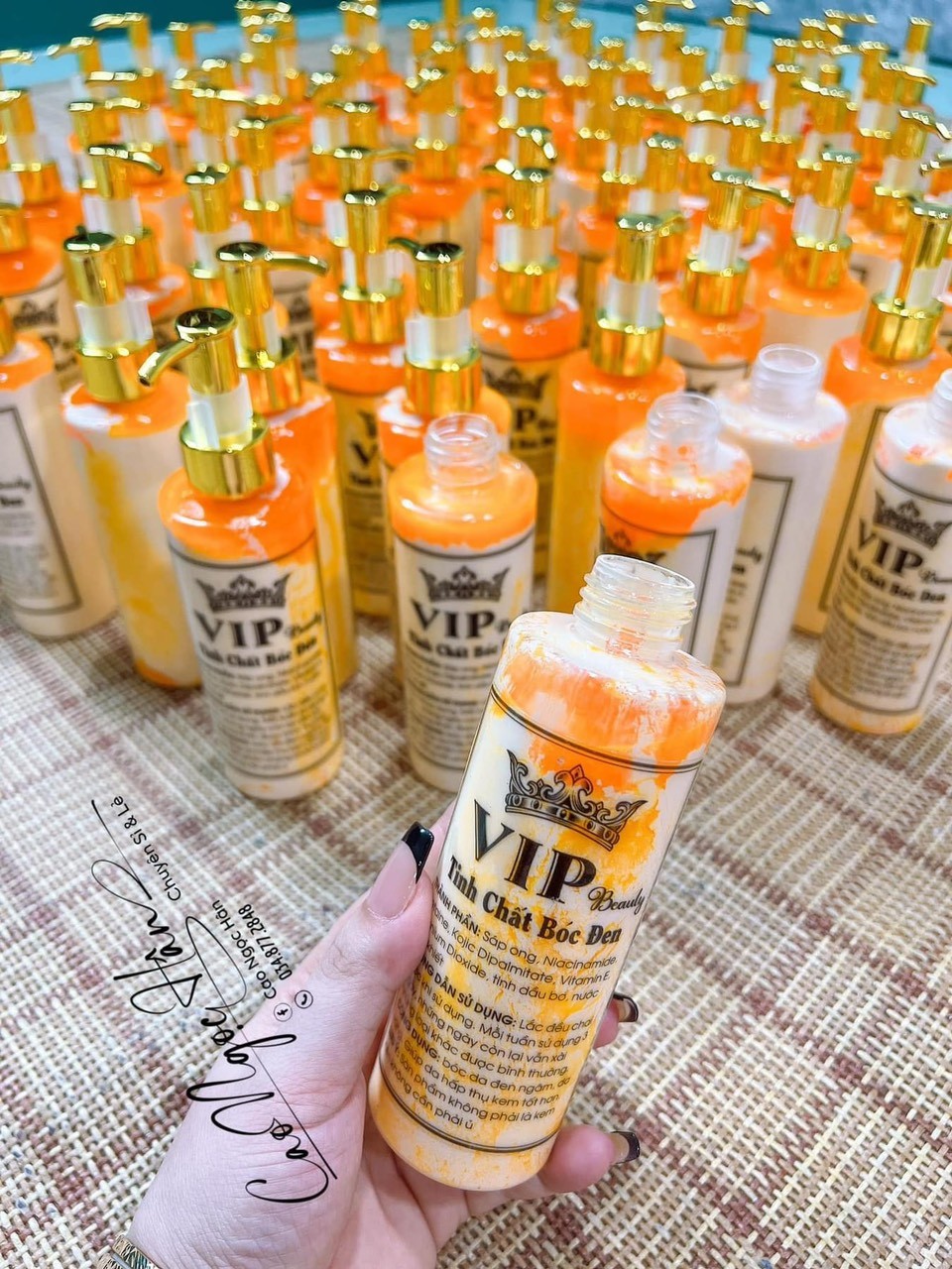 Kem body tinh chất kem vip bóc đen