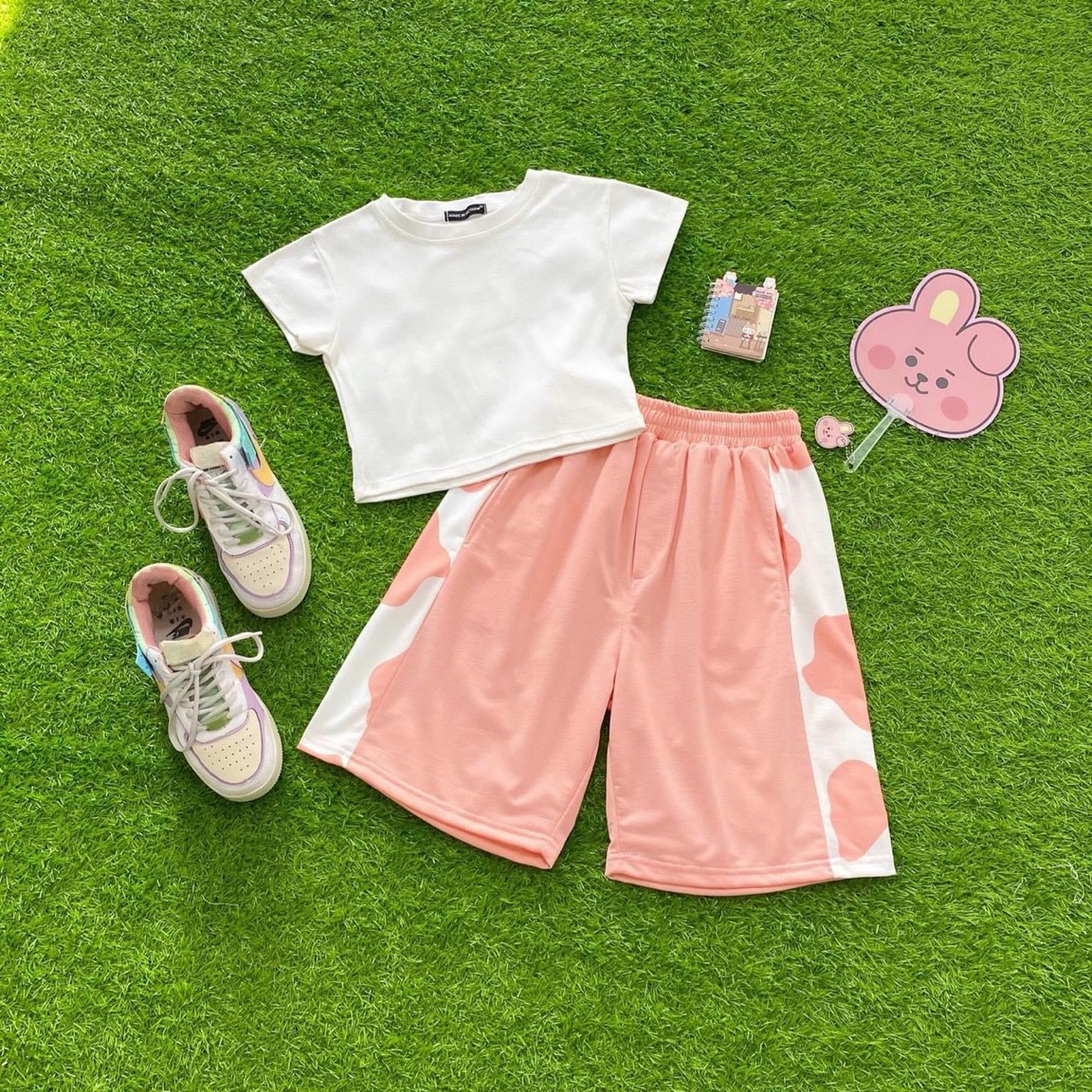 (MẪU MỚI HOT TREND)Set đồ bộ nữ áo croptop-Phối quần đùi bò sữa siêu xinh,mặc đi chơi ,mặc nhà đều đẹp