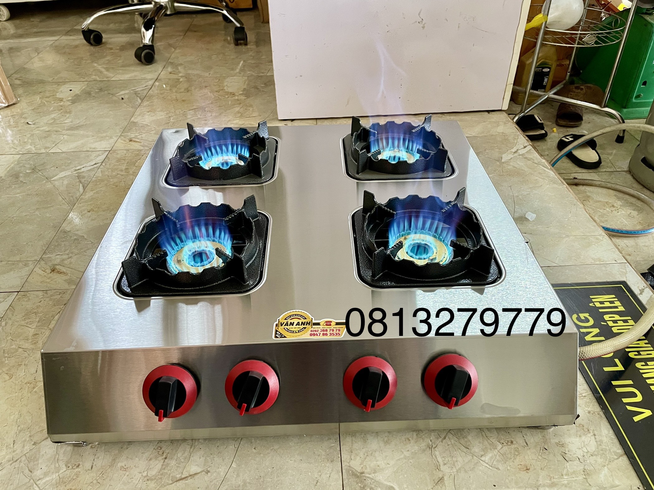 Bếp khò 4 lò bếp công nghiệp 4 cửa