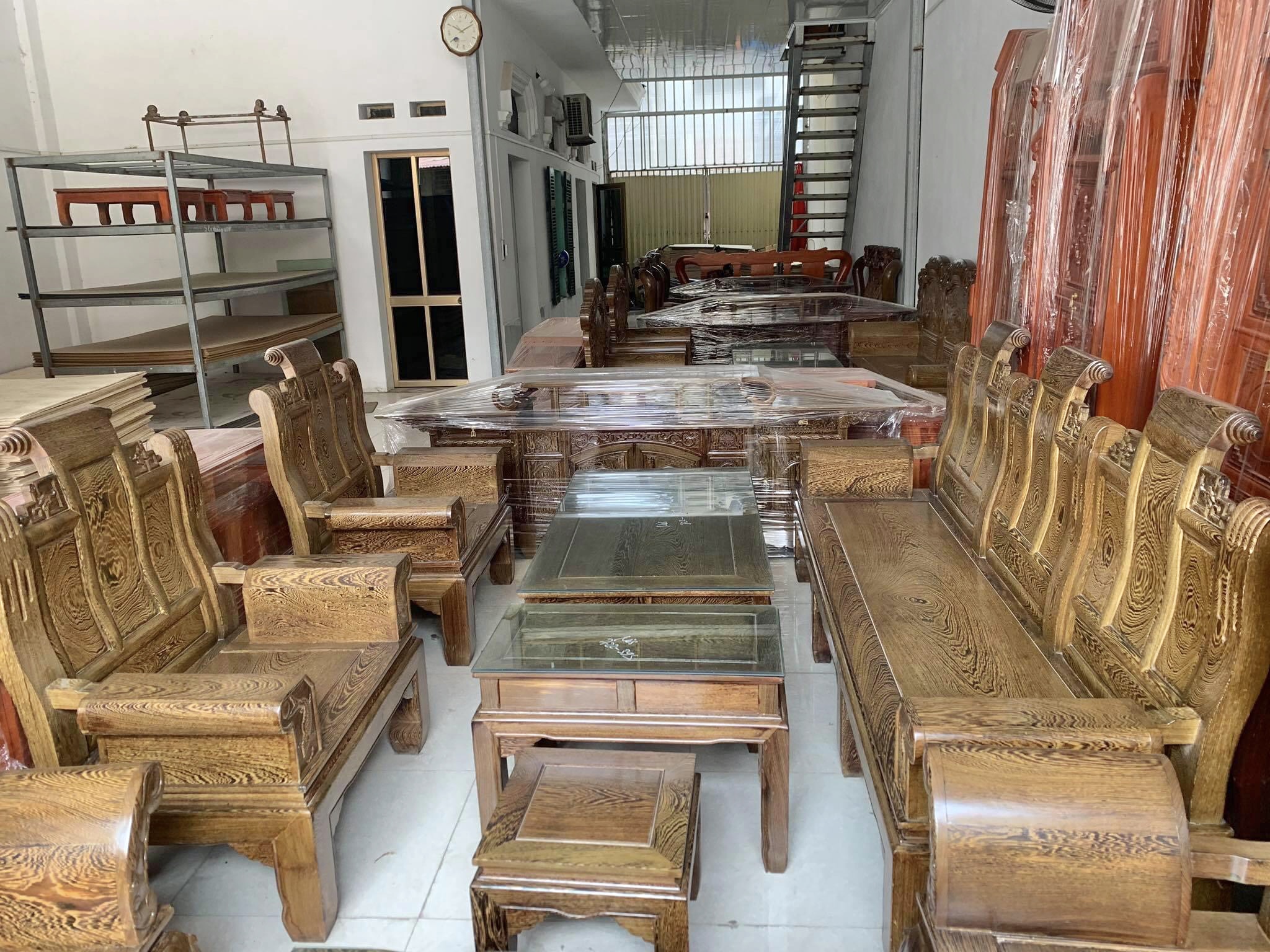 bàn ghế âu á thư gỗ mun đuôi công