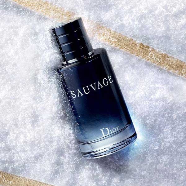 Thiết kế chai nước hoa Dior Sauvage EDT 60ml bí ẩn, nam tính