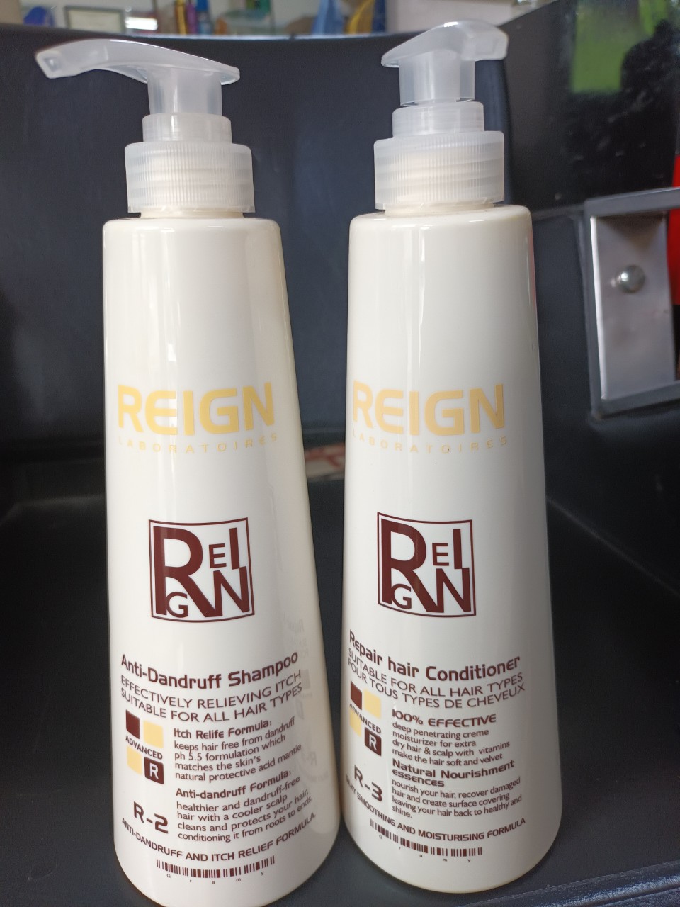Cặp dầu gội xả mềm mượt chống gàu reign laboratoires