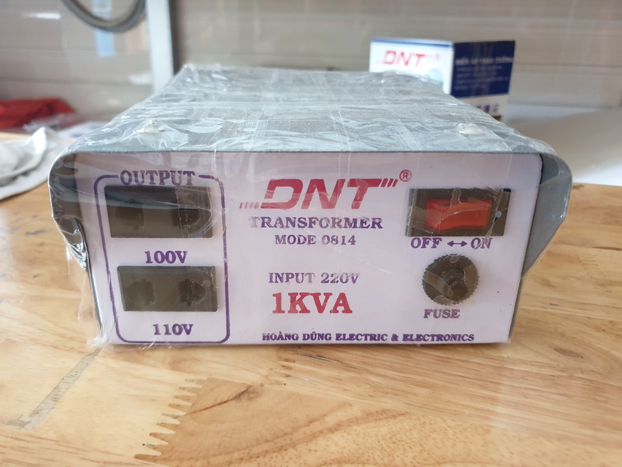 Biến áp treo tường loại 1kva dùng chuyển điện từ 220v sang 100v -110v