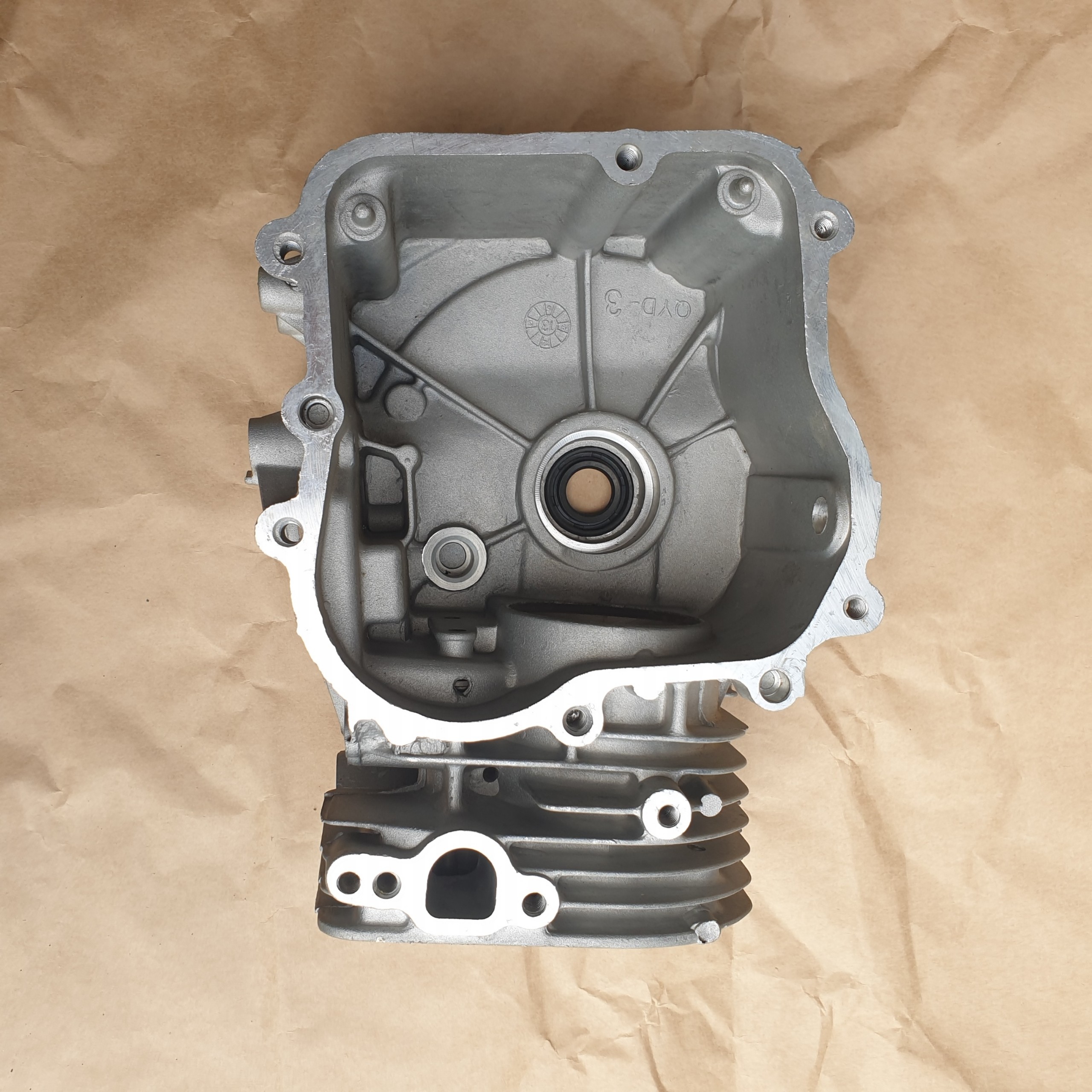 Bộ lốc - vách động cơ xăng 152f