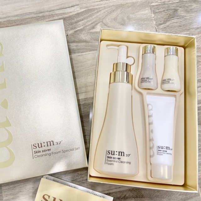 Sữa rửa mặt sum:37 skin saver