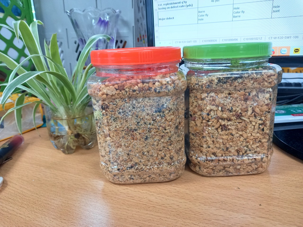 Muối lạc rong biển vừng đen - hoàn toàn làm thủ công từ nguyên liệu sạch - Hộp 500gr