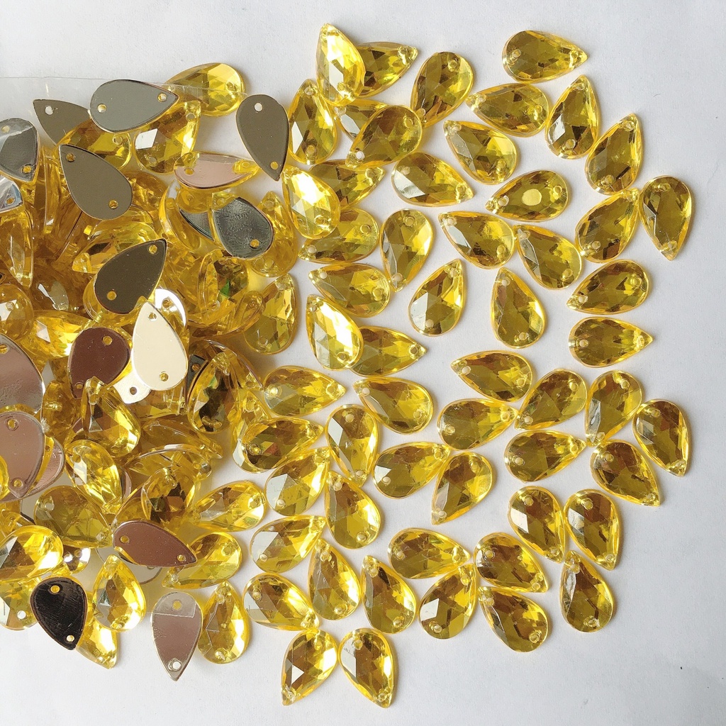 Đá kết giọt kích thước 8x13mm kết áo váy, đầm hạt đẹp và đều, gói 50gram