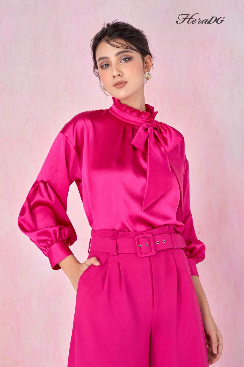 [Voucher 15% MOV 199K cap 100K  Áo sơ mi kiểu cổ nơ tay bồng 2 màu HeraDG - SAKBA015