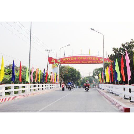 Combo 6 cờ vải lá chuối, cờ phướn nhiều màu sắc trang trí lễ hội, sự kiện ngoài trời