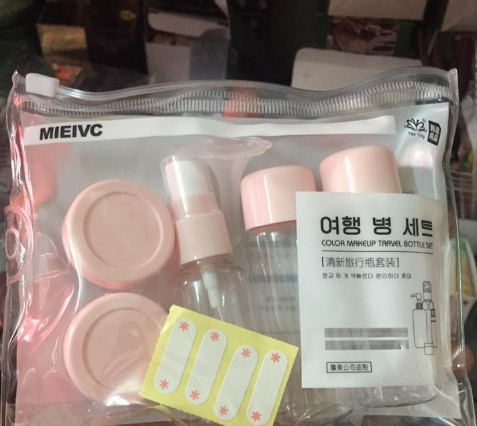 Bộ chiết mỹ phẩm du lịch 7 món