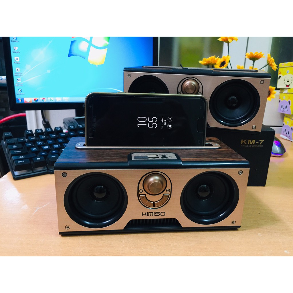 SALE HOT- Loa Bluetooth Vỏ Vân Gỗ Suntek Kimiso KM-7 Thiết Kế Cổ Điển Bass Cực Mạnh Kiêm Giá Đỡ Điện Thoại Hỗ Trợ Nhiều Chức Năng, Âm Thanh Sống Động , Âm Thanh Bass Cực Lớn Có Thẻ Nhớ Di Độn