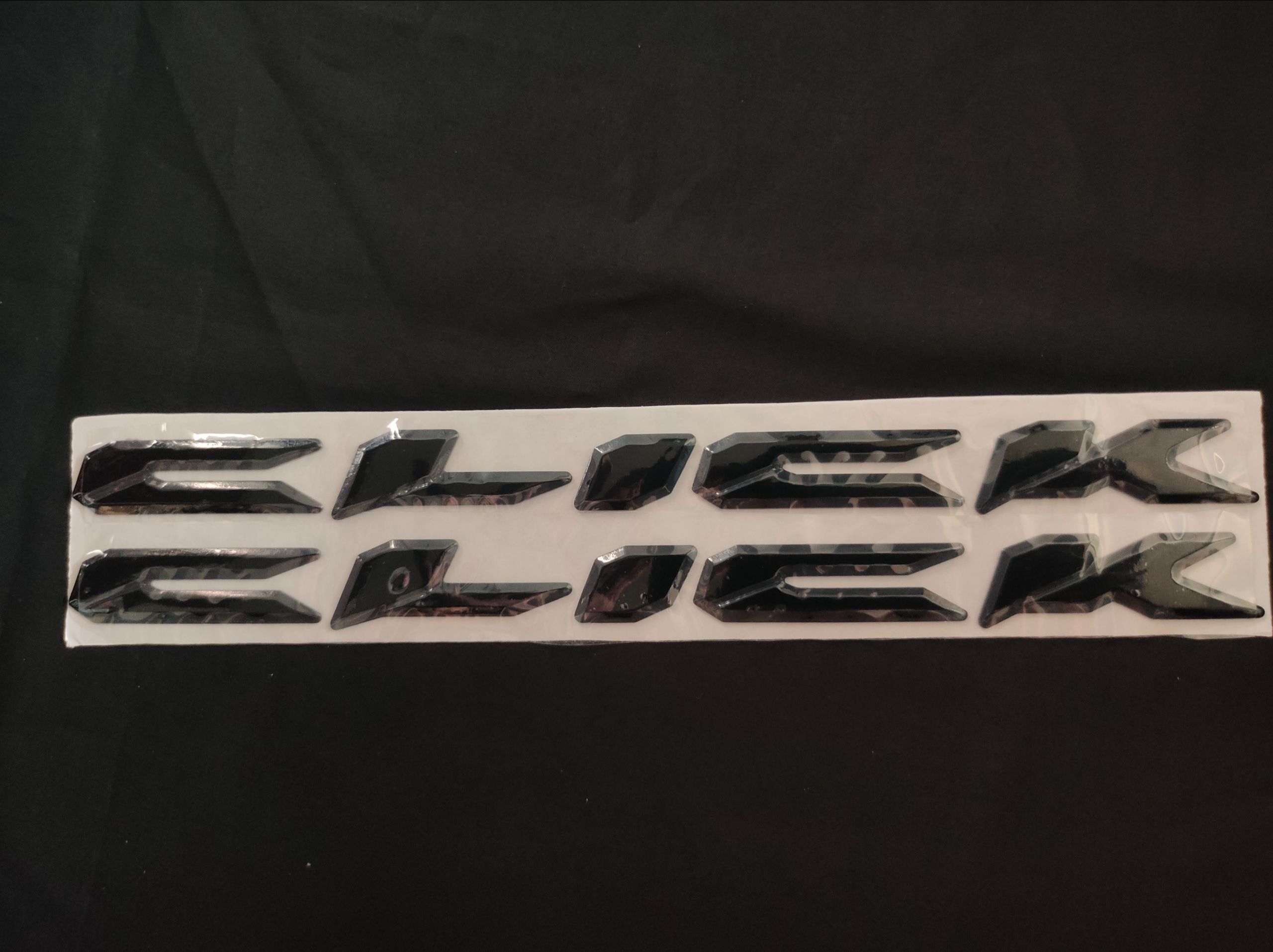 TEM LOGO CHỮ NỔI CLICK (MÀU BẠC),CHIỆU ĐƯỢC NƯỚC TỐT KHÔNG BAY MÀU,BUNG CHÓC,DỄ DÀNG SỬ DỤNG