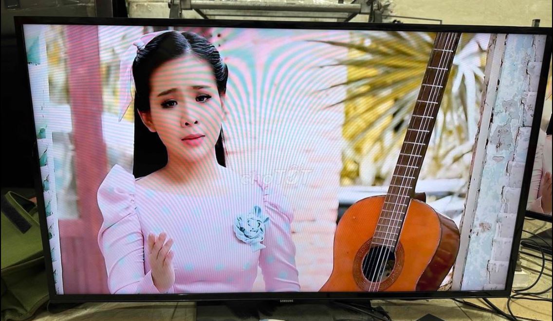 Thanh lý Tivi Samsung 40inch LED siêu nét ngoại hình đẹp 98%
