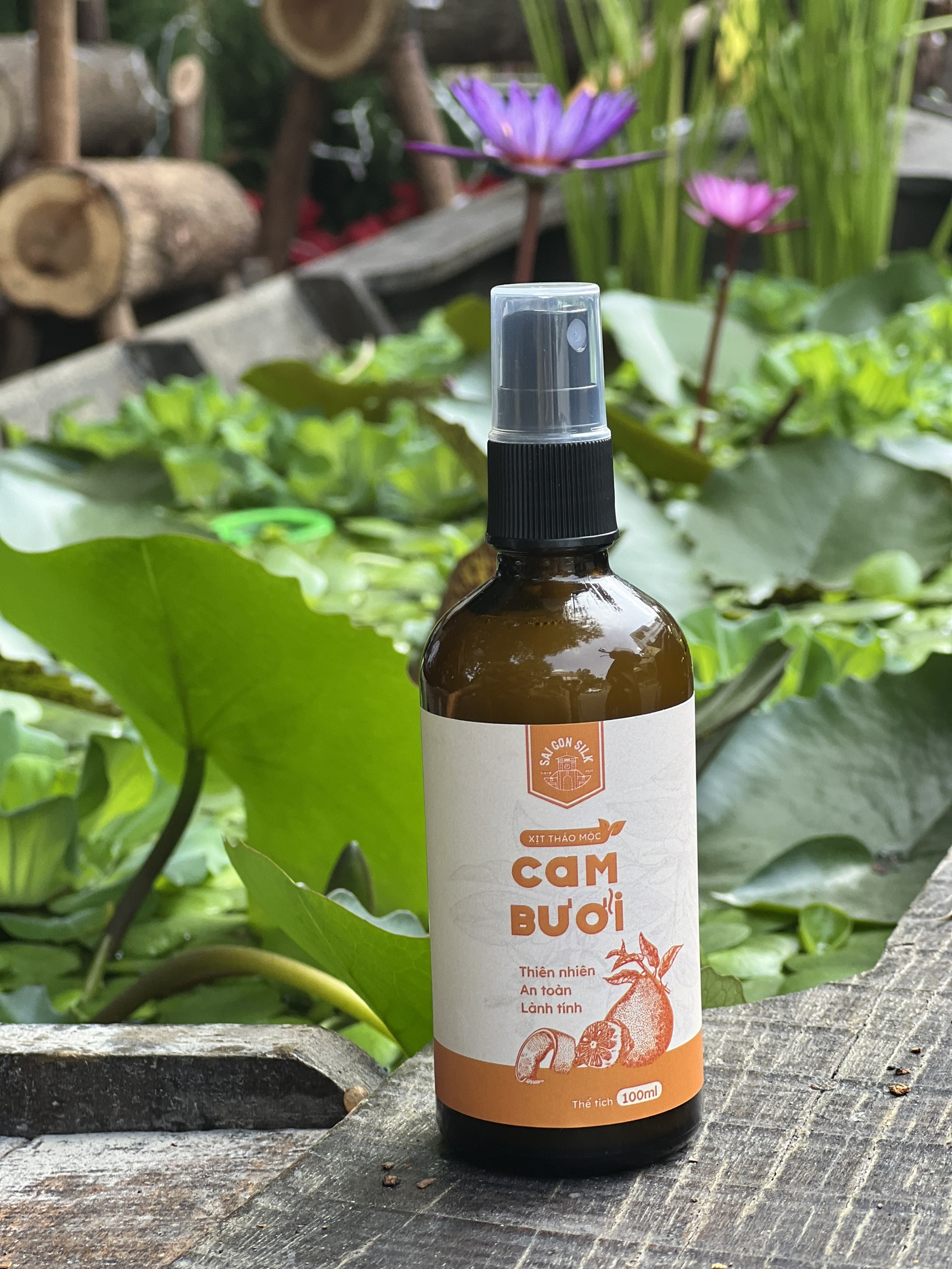 Xịt thảo mộc cam bưởi