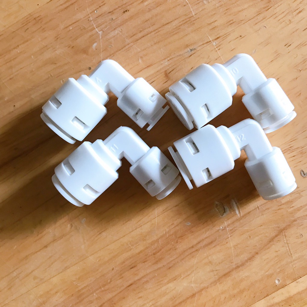 Co góc nối nhanh 6 sang 10 dùng cho lọc nước