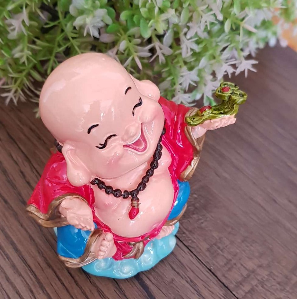 Tượng phật di lặc cầm gậy như ý 9cm