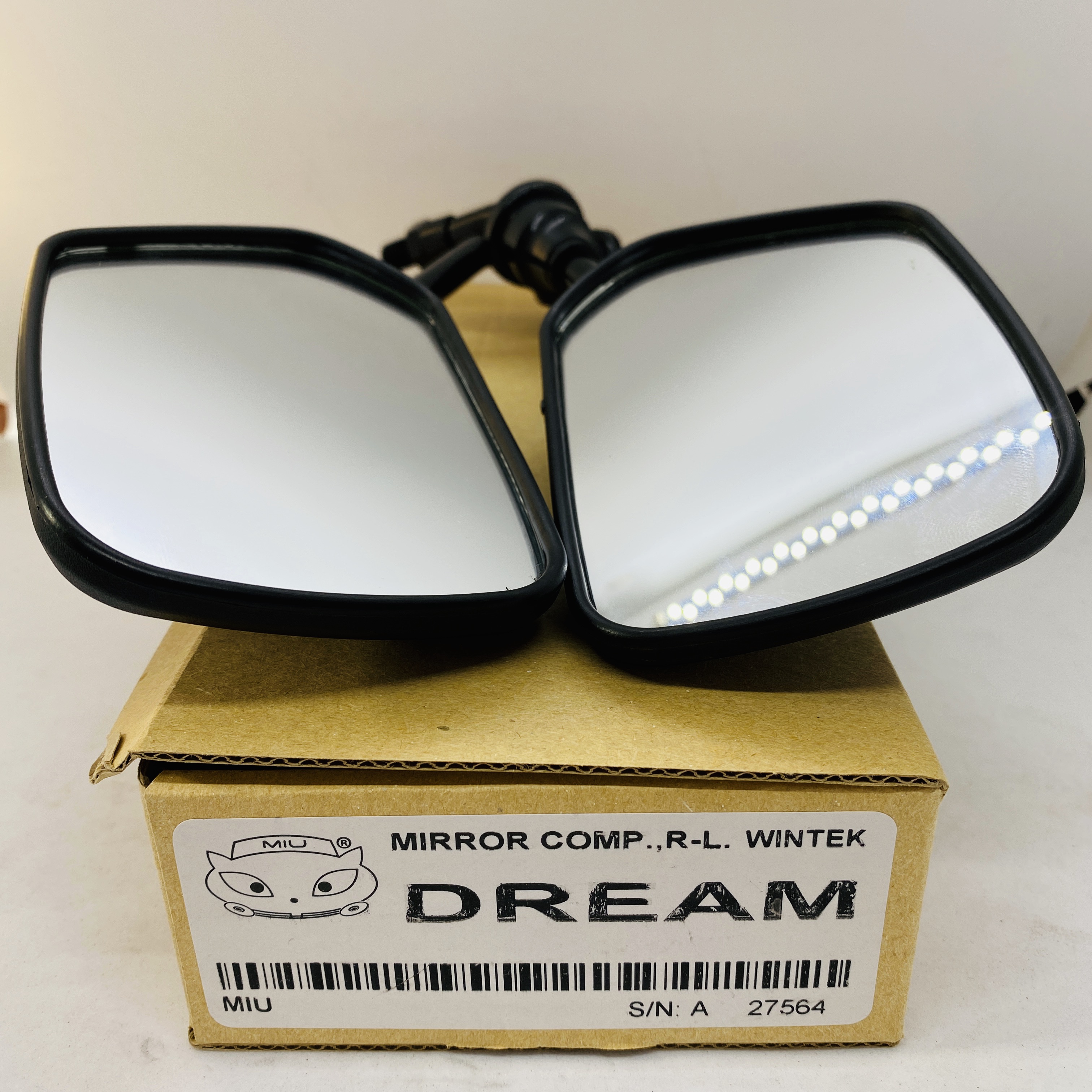 Gương Chiếu Hậu Dành Cho Xe Máy Honda Dream