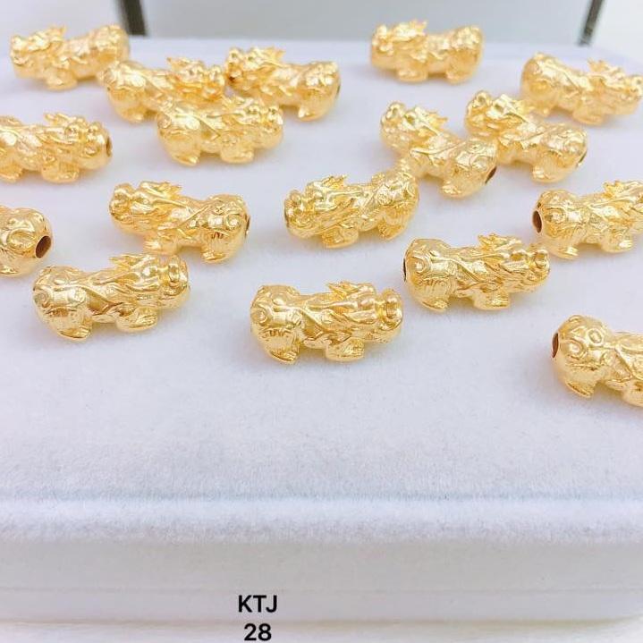 1 Tỳ hưu vàng tây dùng để mix vòng tay phong thủy