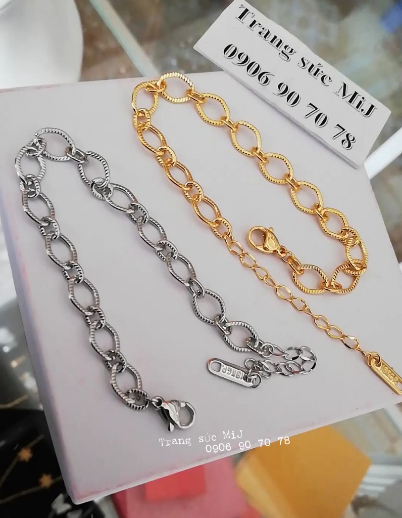 Lắc tay titan xích kiểu