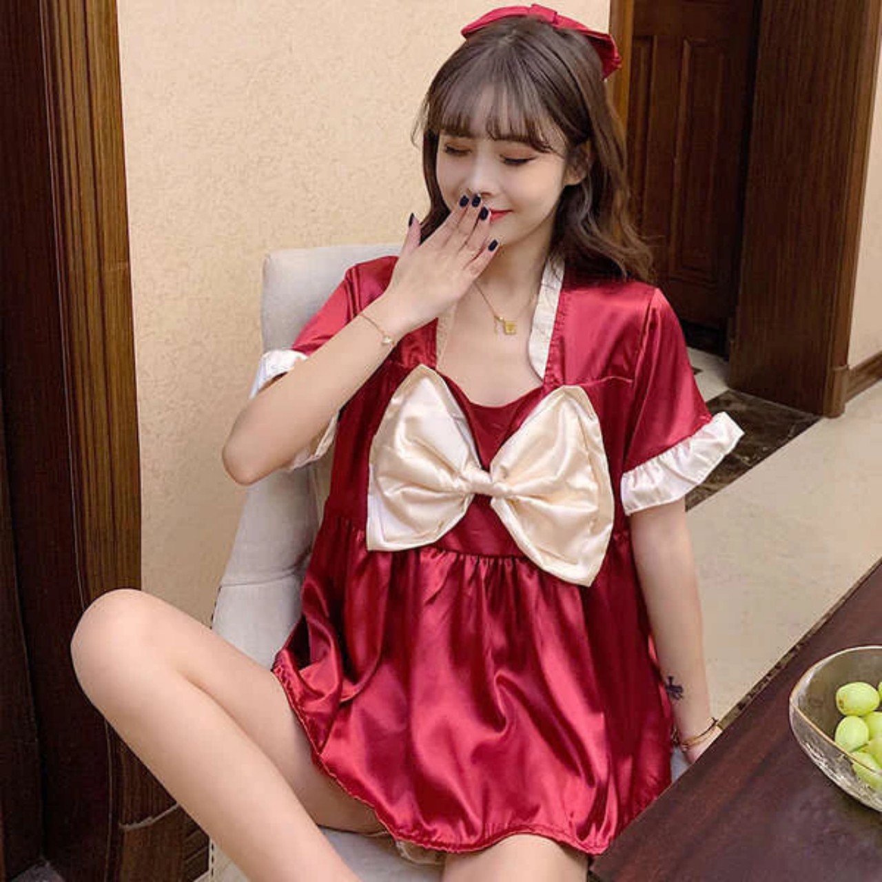 Đồ bộ pijama đùi, bộ đồ ngủ nữ mặc nhà cộc tay cổ bèo dễ thương chất liệu kate lụa