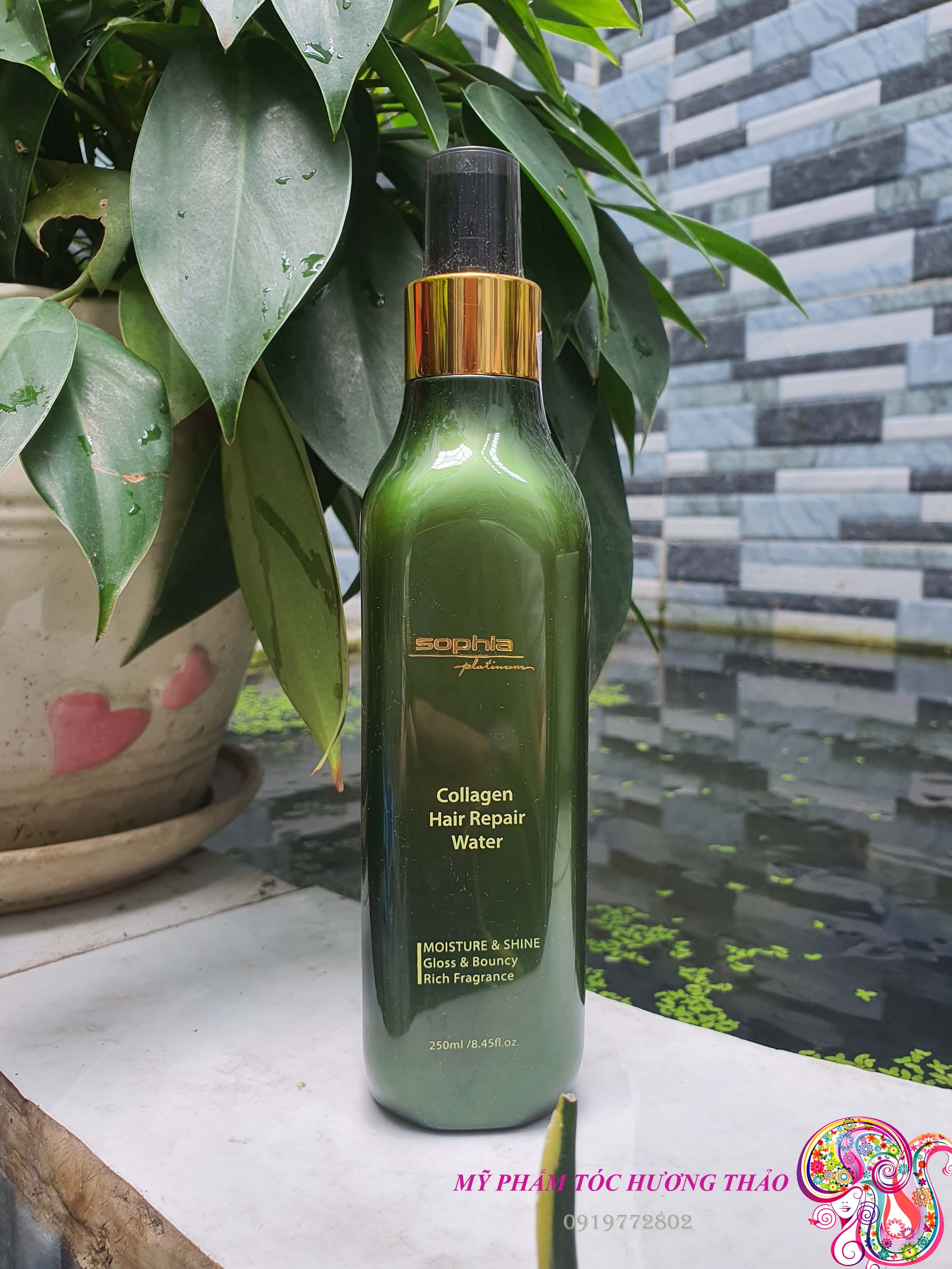 Xịt dưỡng tóc siêu mềm mượt Sophia Platinum Collagen Hair Repair Water 250ml