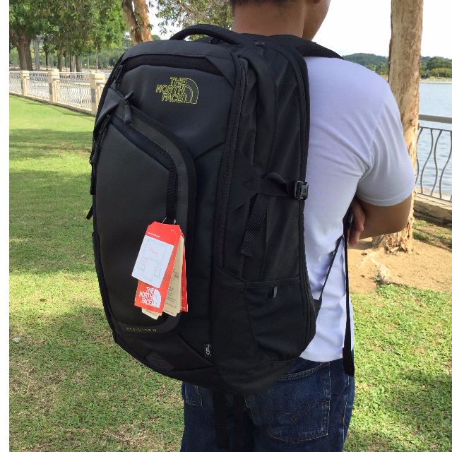 Balo laptop chống nước The North Face Resistor Charged thời trang .