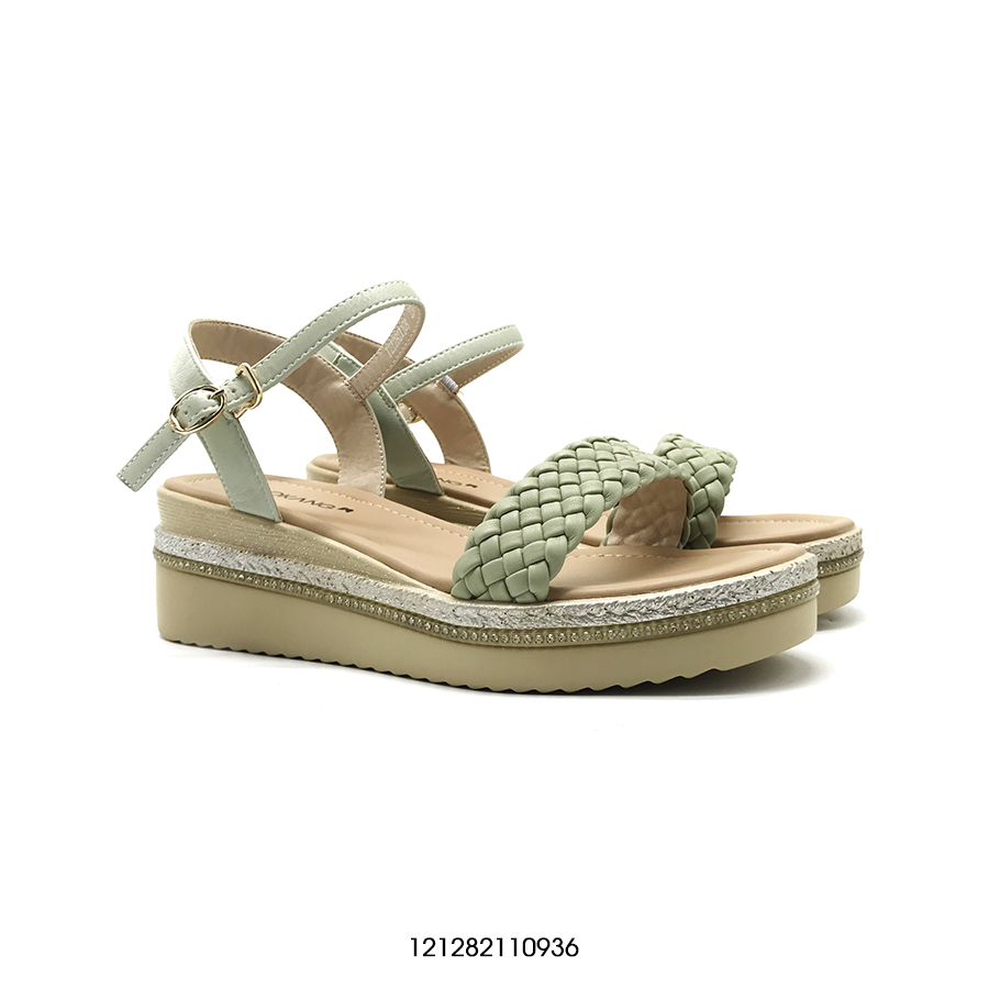 Giày sandals nữ đế xuống aokang 1212821109