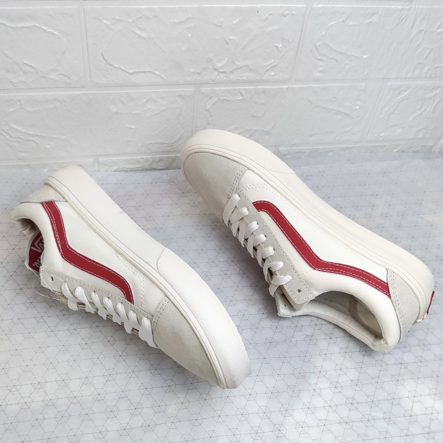 Giày thể thao vans style36 viền đỏ da lộn cao cấp fullbox