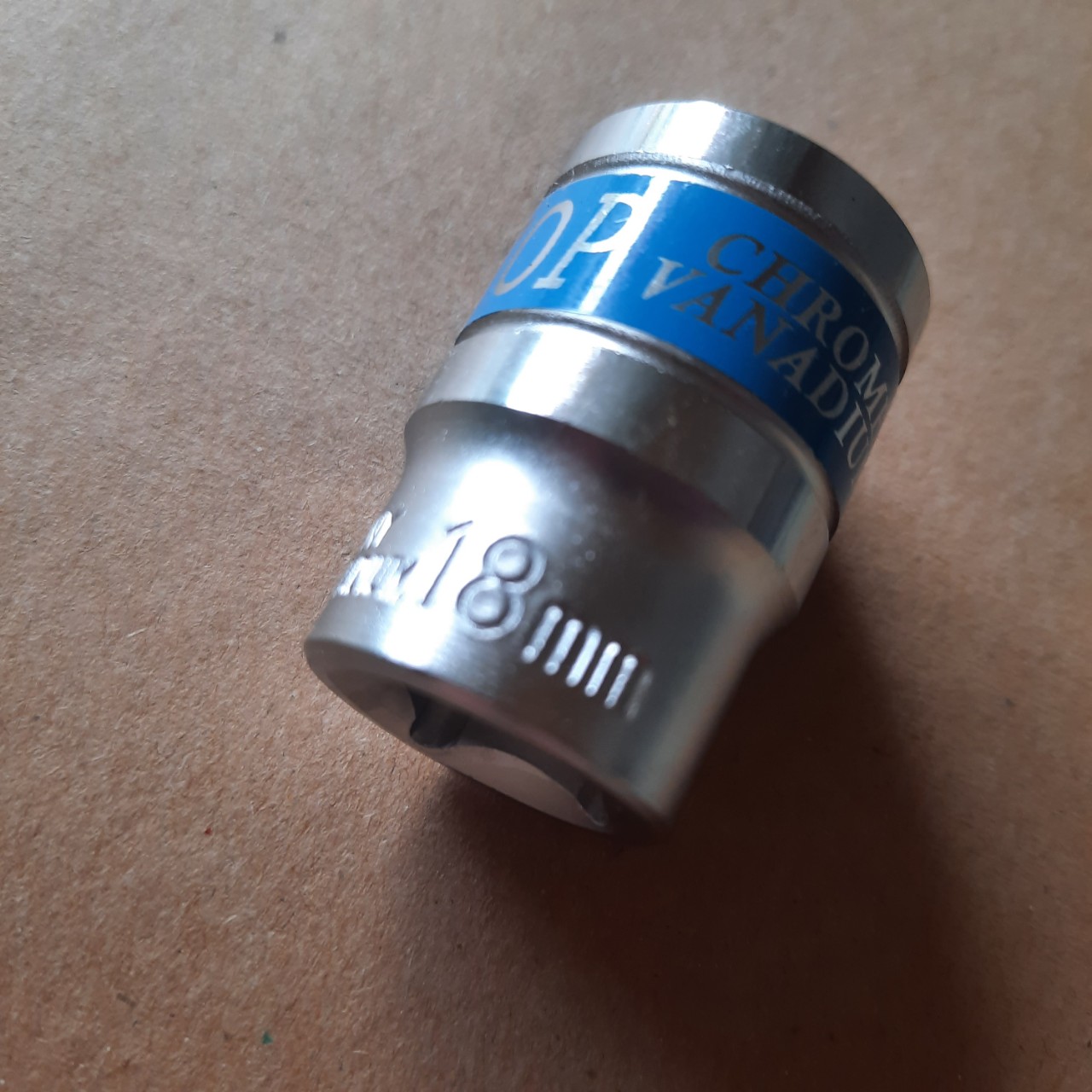 Đầu khẩu, đầu tuýp vặn ốc máy chân khẩu 1/2 inch- khẩu lục giác ngắn số 18mm