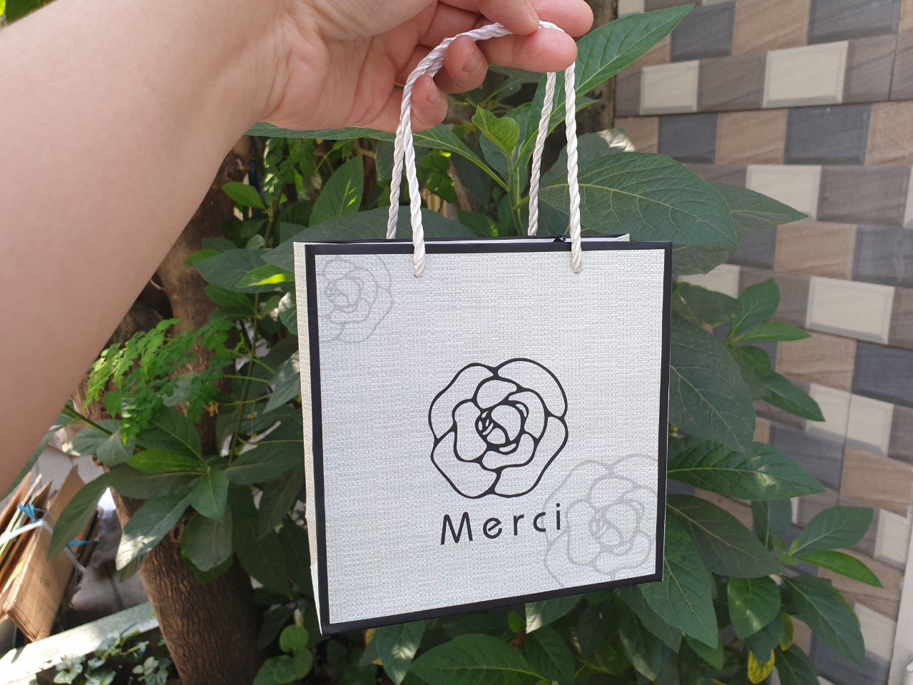 25 cái Túi số 14 Merci - Túi giấy vuông đựng quà tặng mỹ phẩm nước hoa phụ kiện