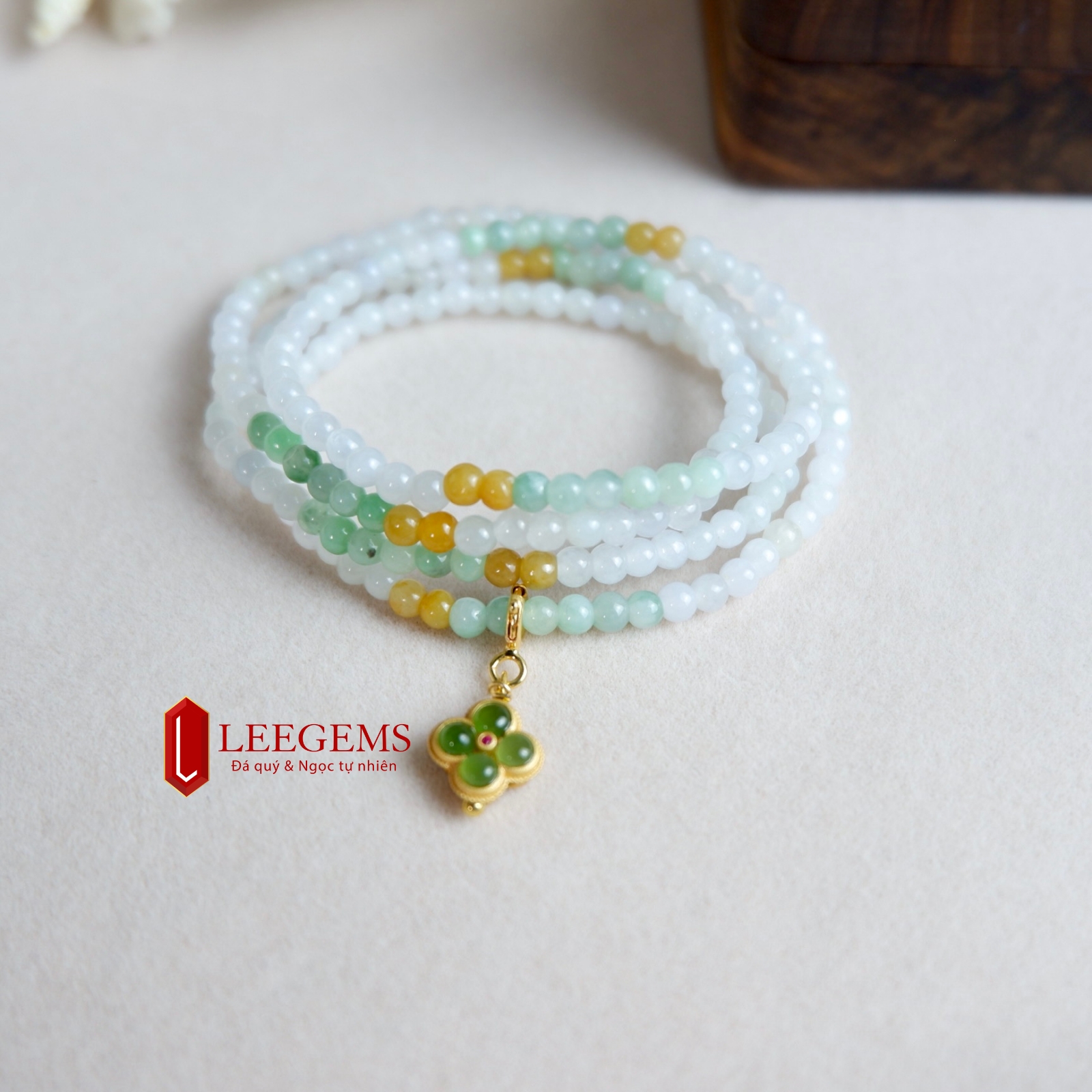 Chuỗi vòng tay Ngọc Cẩm Thạch Vip mix charm cỏ 4 lá may mắn size 3.5 li dành cho nữ không kén mệnh| Đá quý Leegems