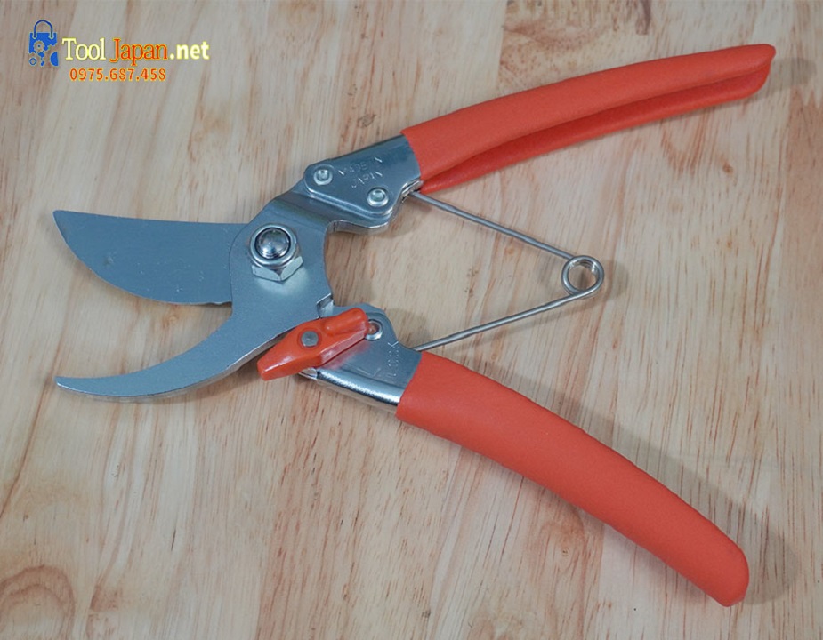 Kéo cắt tỉa cành no.1256 saboten nhật bản