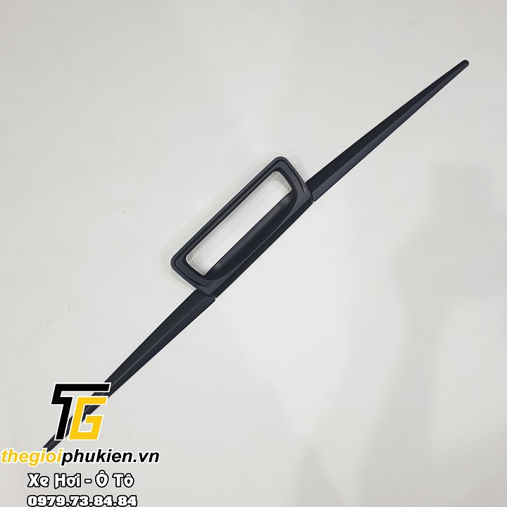 Ốp trang trí tay mở cốp sau mazda bt50, bt-50 2014-2020 nhựa abs đen