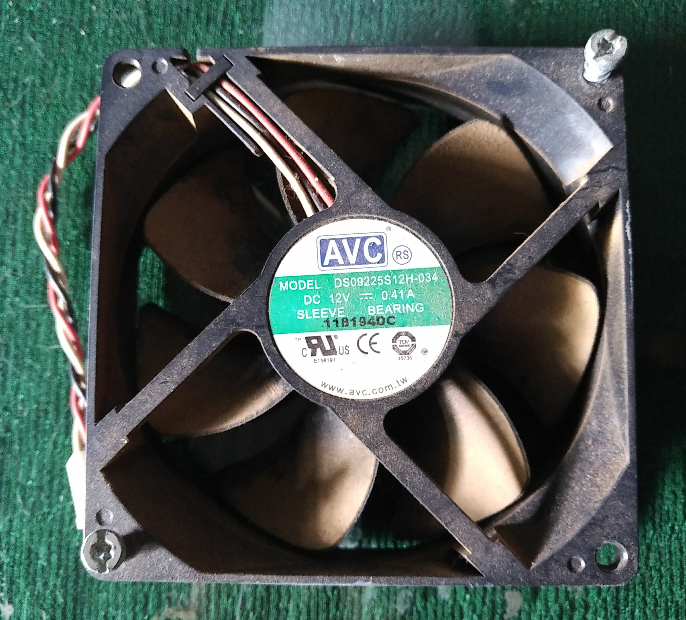 Quạt tản nhiệt 12v tốc độ 3000 vòng - Fan tản nhiệt