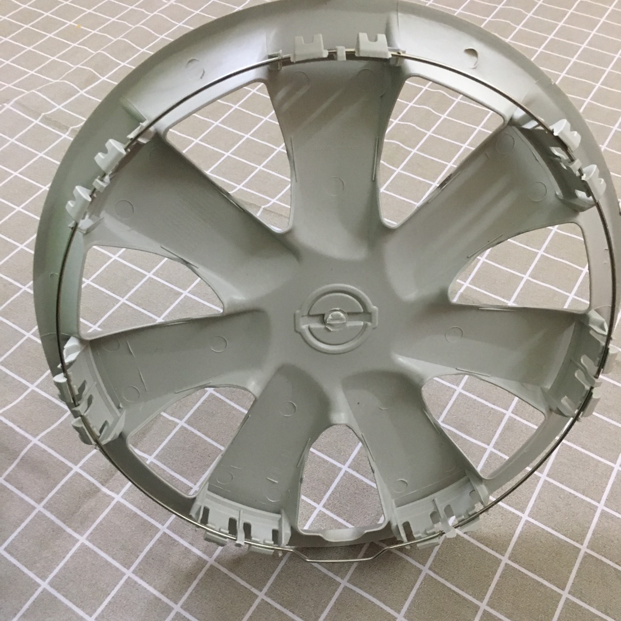 Ốp Chụp Mâm Lazang 14 Inch Nissan Sunny [ Màu Bạc ]
