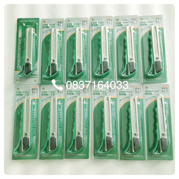 12 Dao rọc giấy BerryLion bản 18mm