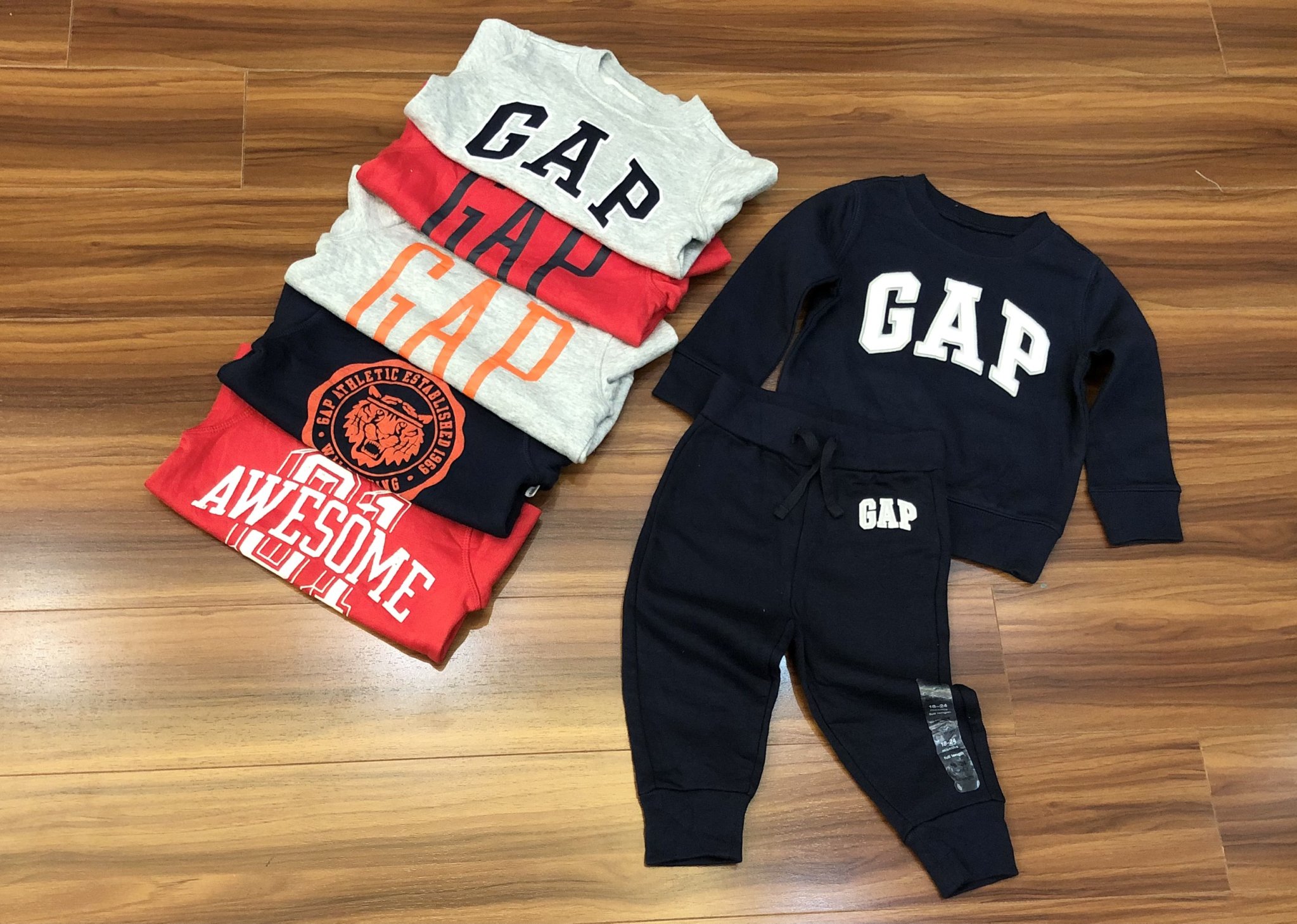 Bộ nỉ bông ấm áp dư xịn Baby Gap cho bé 6 tháng - 5 tuổi.