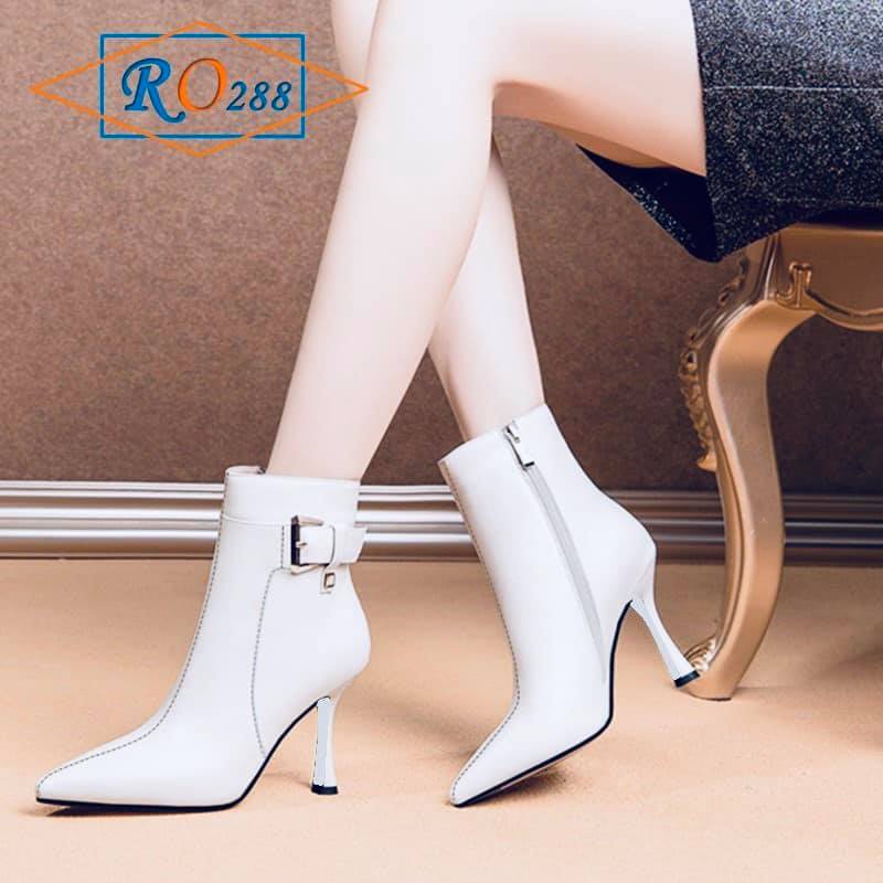 Boots thời trang nữ cổ cao, da lì cao cấp rosata ro288 7p gót nhọn - đen, trắng - hàng việt nam - bkstore